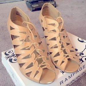 Rampage Dalton Beige Booties